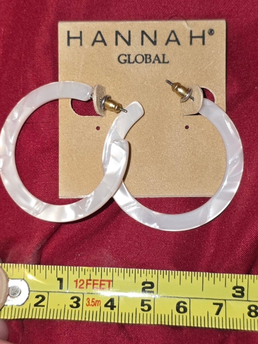 White Marbled Resin Hoop Earrings - Picture 4 of 4